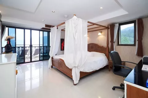 Casa de 4 dormitorios en Kathu, Tailandia № 141324 - foto 16