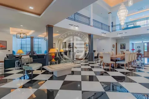 Chalet de 7 dormitorios en Bang Tao, Tailandia № 190624 - foto 4