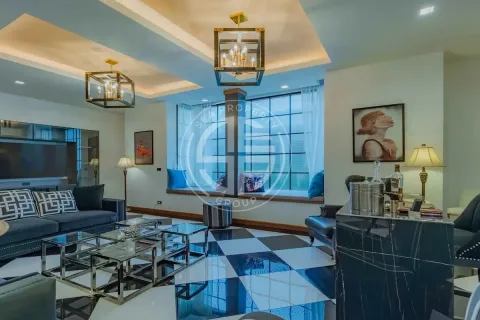 Chalet de 7 dormitorios en Bang Tao, Tailandia № 190624 - foto 9