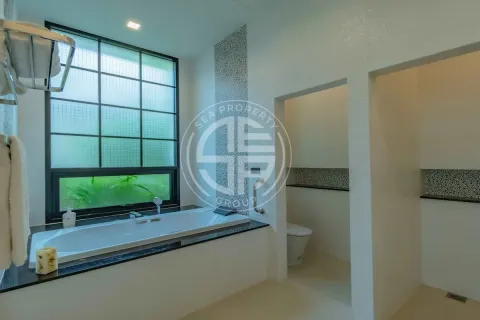 Chalet de 7 dormitorios en Bang Tao, Tailandia № 190624 - foto 14