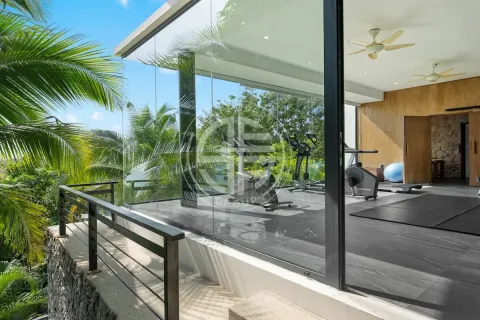Chalet de 4 dormitorios en Ko Samui, Tailandia № 190627 - foto 17
