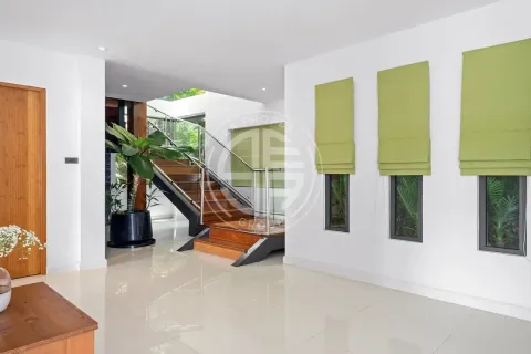 Chalet de 4 dormitorios en Ko Samui, Tailandia № 190627 - foto 22