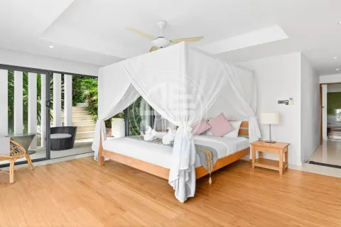 Chalet de 4 dormitorios en Ko Samui, Tailandia № 190627 - foto 21