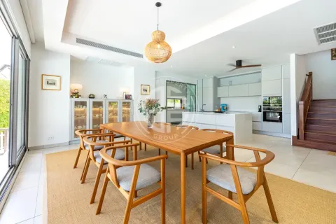 Chalet de 4 dormitorios en Bang Tao, Tailandia № 190621 - foto 6