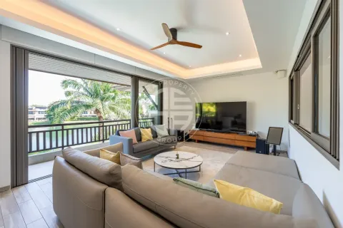 Chalet de 4 dormitorios en Bang Tao, Tailandia № 190621 - foto 14