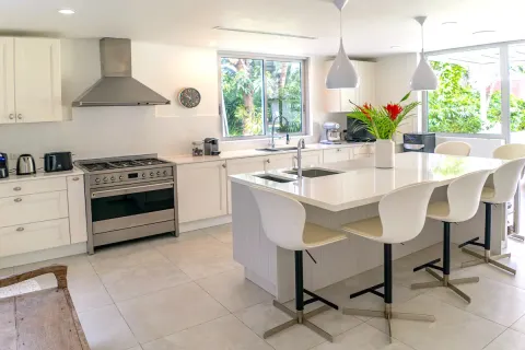 Chalet de 5 dormitorios en Layan Beach, Tailandia № 190626 - foto 7