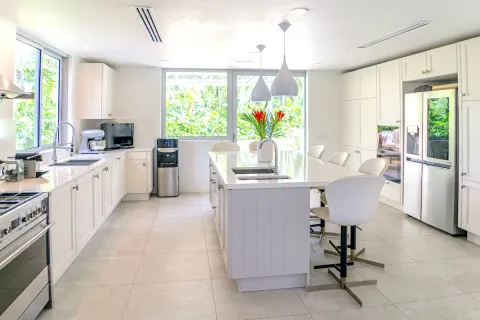 Chalet de 5 dormitorios en Layan Beach, Tailandia № 190626 - foto 6
