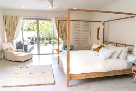 Chalet de 5 dormitorios en Layan Beach, Tailandia № 190626 - foto 11