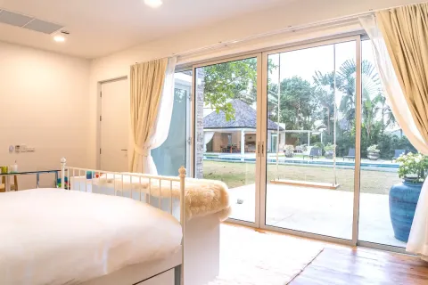 Chalet de 5 dormitorios en Layan Beach, Tailandia № 190626 - foto 15
