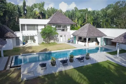 Chalet de 5 dormitorios en Layan Beach, Tailandia № 190626 - foto 2