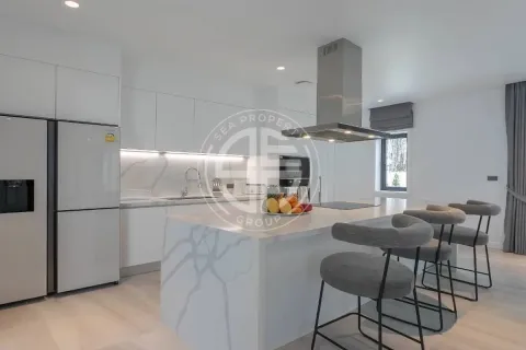 Chalet de 5 dormitorios en Phuket, Tailandia № 190625 - foto 9