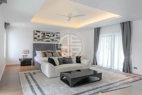 Chalet de 5 dormitorios en Phuket, Tailandia № 190625 - foto 13