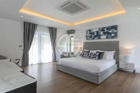 Chalet de 5 dormitorios en Phuket, Tailandia № 190625 - foto 17