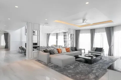 Chalet de 5 dormitorios en Phuket, Tailandia № 190625 - foto 7