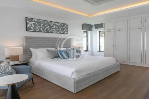 Chalet de 5 dormitorios en Phuket, Tailandia № 190625 - foto 18