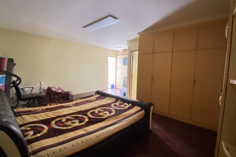 Condo à Watthana, Bangkok, Thaïlande, 4 chambres № 200984 - photo 4