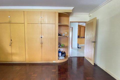 Condo à Watthana, Bangkok, Thaïlande, 4 chambres № 200984 - photo 18