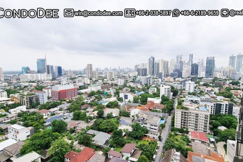 Кондоминиум с 1 спальней в Ваттхане, Бангкок, Таиланд № 200986 - фото 5
