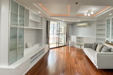 Eigentumswohnung in Watthana, Bangkok, Thailand, 2 Schlafzimmer  № 200931 - Foto 13