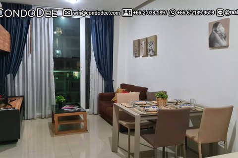Condominio de 1 dormitorio en Huai Khwang, Bangkok, Tailandia № 200929 - foto 5