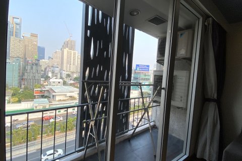 Condominio de 2 dormitorios en Bangkok, Tailandia № 200930 - foto 3