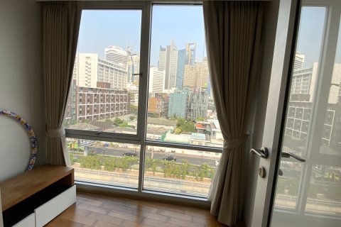 Condominio de 2 dormitorios en Bangkok, Tailandia № 200930 - foto 9