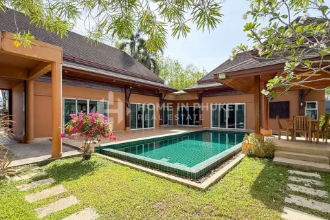 Casa de 3 dormitorios en Phuket, Tailandia № 209537