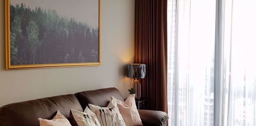 Condo in Bangkok, Thailand, 2 bedrooms in Park Origin Phromphong  № 50772