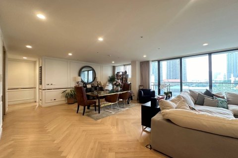 Condominio de 4 dormitorios en Bangkok, Tailandia № 180823 - foto 6