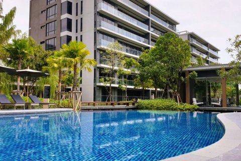 Condominio de 4 dormitorios en Bangkok, Tailandia № 180823 - foto 22