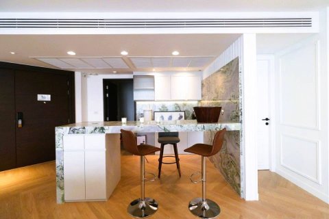 Condominio de 4 dormitorios en Bangkok, Tailandia № 180823 - foto 3