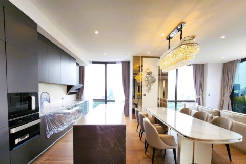 Ático de 3 dormitorios en Bangkok, Tailandia № 180827 - foto 5