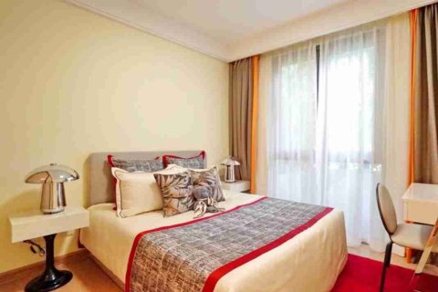 Condominio de 1 dormitorio en Thonburi, Bangkok, Tailandia № 208842 - foto 6