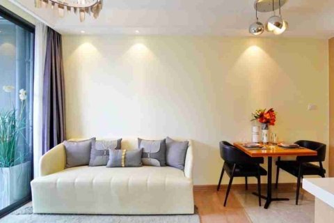 Condominio de 1 dormitorio en Thonburi, Bangkok, Tailandia № 208842 - foto 4