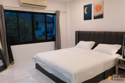 Haus in Bangkok, Thailand 6 Schlafzimmer № 190266