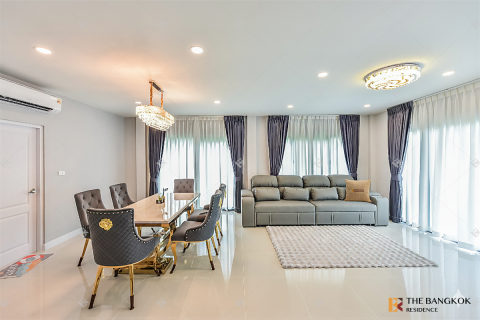 Haus in Bangkok, Thailand 4 Schlafzimmer № 190261 - Foto 6