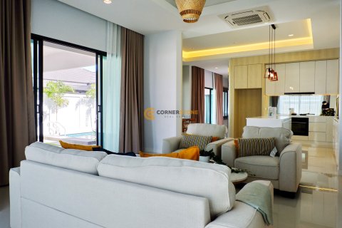 Estudio en Bang Lamung, Tailandia № 155739 - foto 10