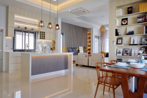 Estudio en Bang Lamung, Tailandia № 155739 - foto 4