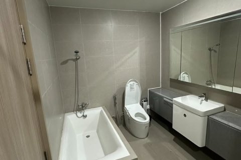 Condominio de 2 dormitorios en Bangkok, Tailandia № 155737 - foto 16