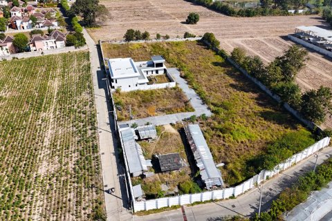 Terreno en Chonburi, Tailandia № 155740 - foto 3