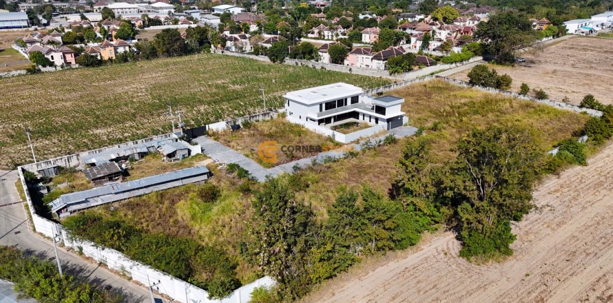 Terreno en Chonburi, Tailandia № 155740