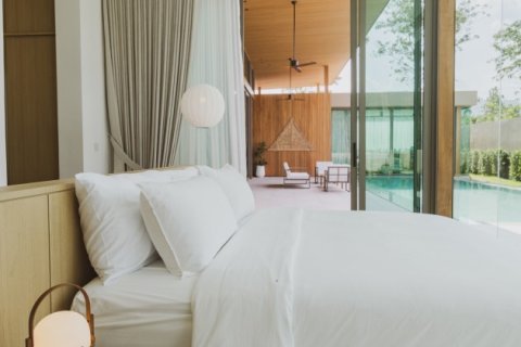 Chalet de 4 dormitorios en Phuket, Tailandia № 191128 - foto 20