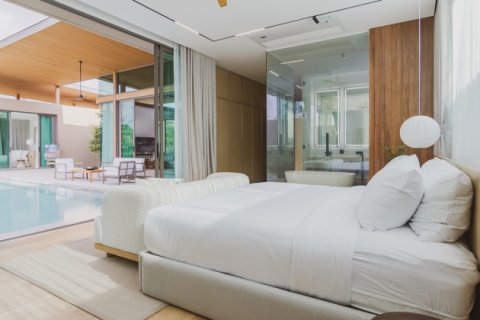 Chalet de 4 dormitorios en Phuket, Tailandia № 191128 - foto 11