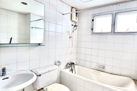 Condo in Khlong Toei, Bangkok, Thailand, 2 bedrooms  № 158990 - photo 5
