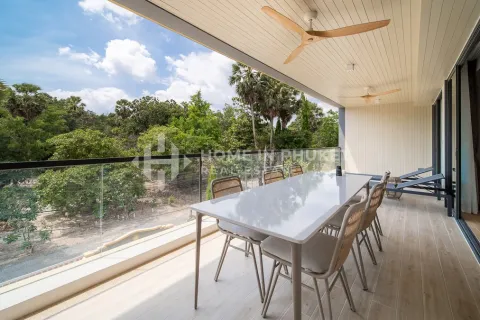 Condominio de 2 dormitorios en Phuket, Tailandia № 209576