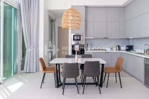Casa de 3 dormitorios en Phuket, Tailandia № 209581 - foto 5