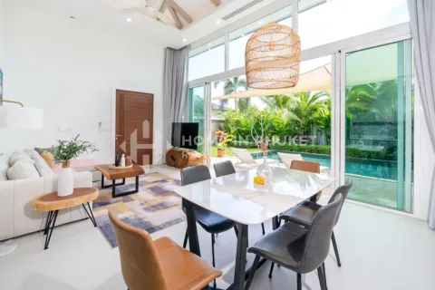 Casa de 3 dormitorios en Phuket, Tailandia № 209581 - foto 3
