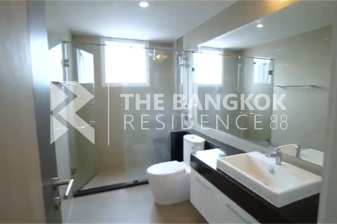 Condominio de 2 dormitorios en Bangkok, Tailandia № 186572 - foto 5