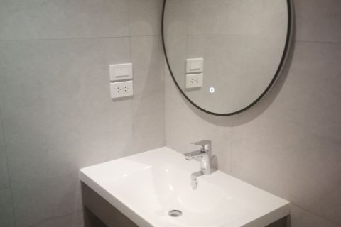 Apartamento de 3 habitaciones en Pattaya, Tailandia № 210090 - foto 10