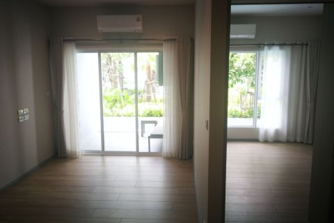 Apartamento de 3 habitaciones en Pattaya, Tailandia № 210090 - foto 4